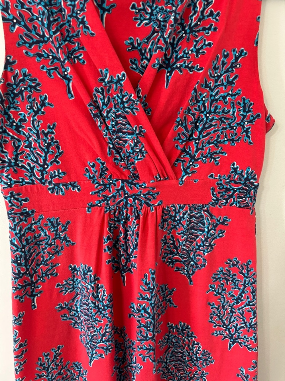 Lilly Pulitzer Coral Reef Dress Women’s M Seahorse Red Sleeveless V-Neck - Picture 4 of 14
